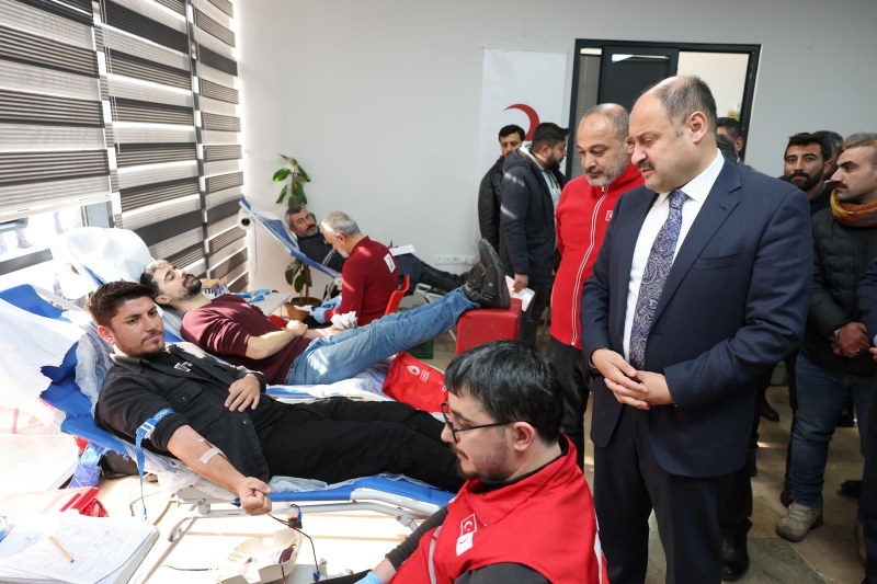 BÜYÜKŞEHİR’DEN ANLAMLI KAN BAĞIŞI KAMPANYASI