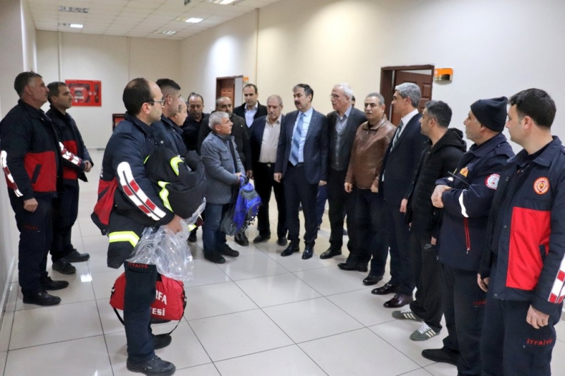 BÜYÜKŞEHİR'DEN DEPREMZEDELER İÇİN 24 SAAT KESİNTİSİZ HİZMET