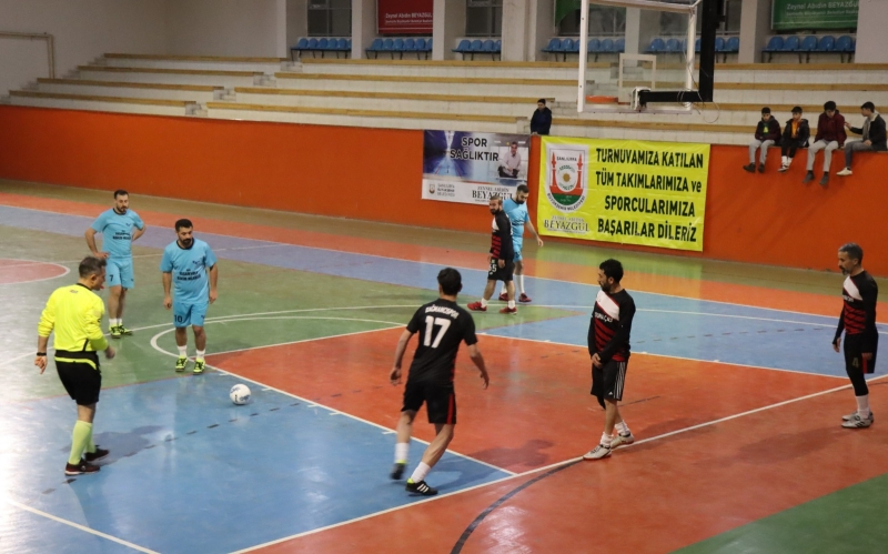 BÜYÜKŞEHİR’DEN FUTSAL TURNUVASI