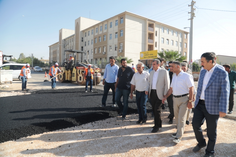 Büyükşehir’den Her Gün Yeni Bir Bölgede Asfaltlama Çalışması Başkan Beyazgül, “Her Yerde, Her Şartta Çalışmalarımızı Sürdürüyoruz”