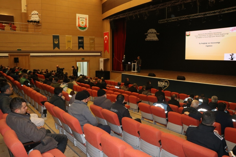 BÜYÜKŞEHİR’DEN PERSONELLERE TEMEL İŞ SAĞLIĞI VE GÜVENLİĞİ EĞİTİMİ