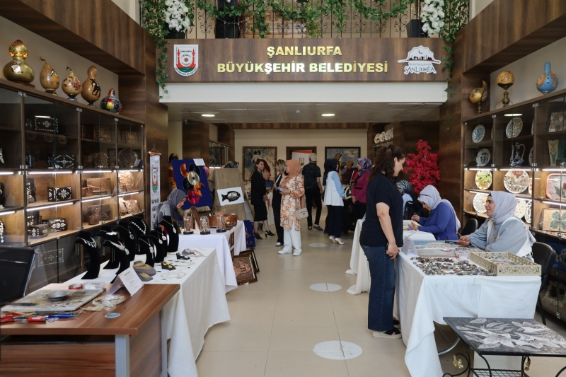 BÜYÜKŞEHİR’DEN SENE SONU SERGİSİ