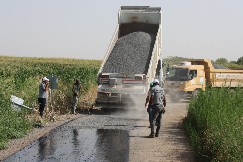 BÜYÜKŞEHİR’DEN TARİHİ HARRAN İLÇESİNDE ASFALT ÇALIŞMASI