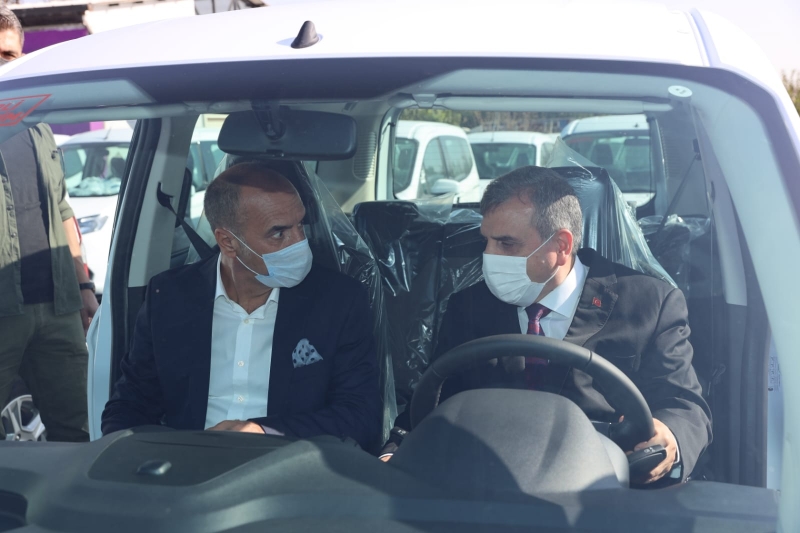 BÜYÜKŞEHİR'DEN TÜRKİYE'YE ÖRNEK OLACAK BİR FİLO YENİLEMESİ