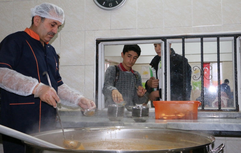 Büyükşehir'den Vatandaşa Çorba İkramı