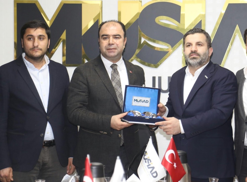 Başkan Çiftçi sektör temsilcileriyle bir araya geldi