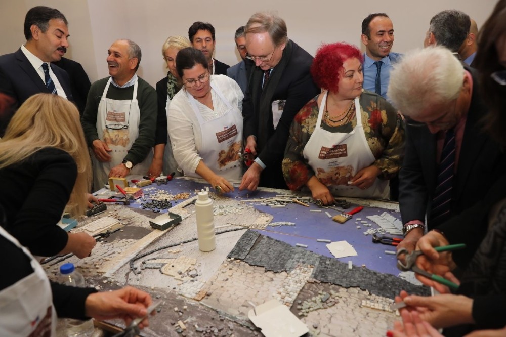 Büyükelçilerden, Mozaik Çalıştayına tam not