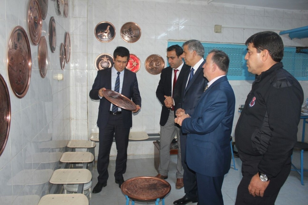 Cezaevinde meslek edindiler