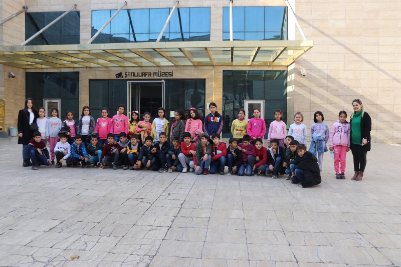 ÇOCUKLAR, HALİLİYE BELEDİYESİ İLE TARİHLERİNİ ÖĞRENİYOR