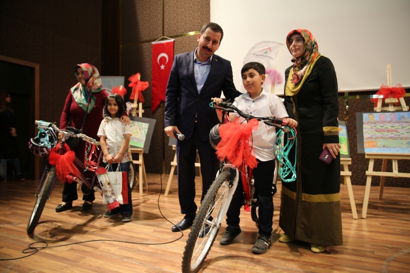 Çocuklar Hayalindeki Karaköprüyü Anlattı