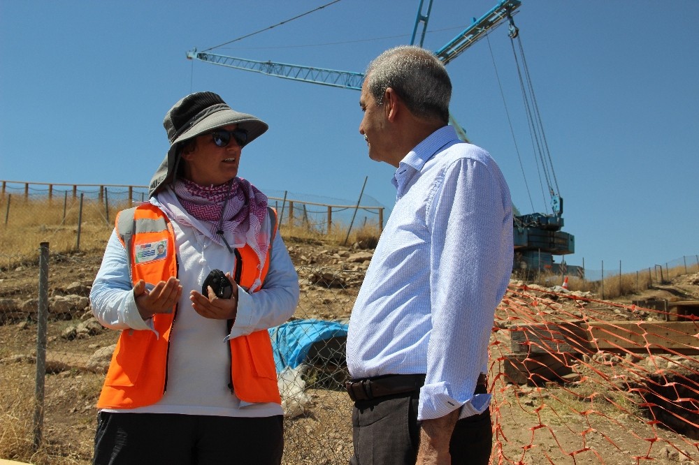 Dünyanın ilk tapınağının üstü kapatılıyor