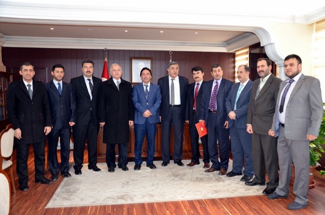 Harran Üniversitesi Suriyeli öğretim elemanı aldı