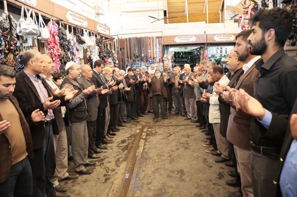 Başkan Ekinci esnafla bir araya geldi