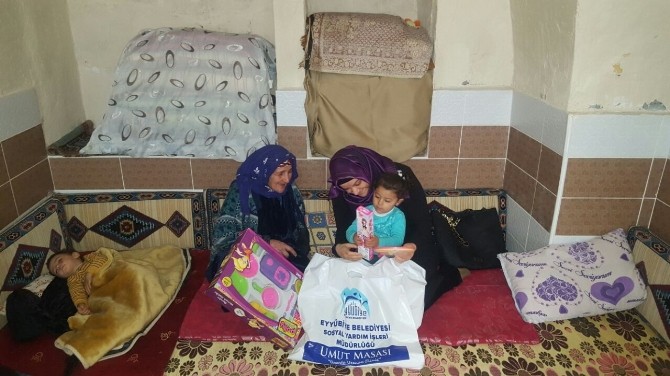 Eyyübiye’de muhtaç ailelere yardım eli