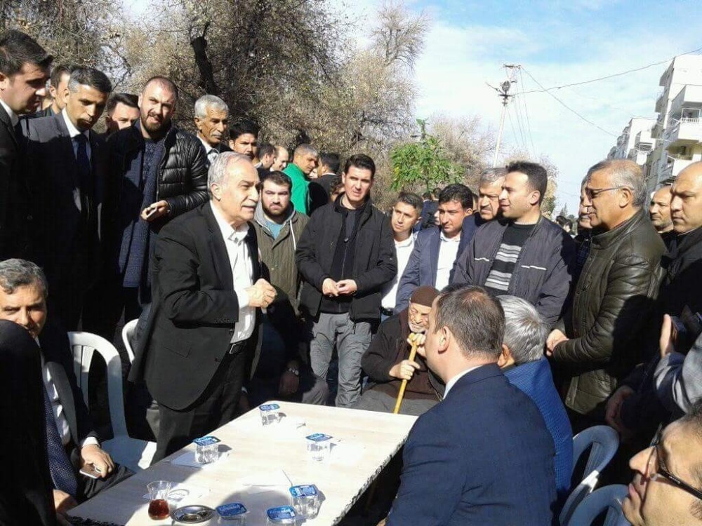 Bakan Fakıbaba, Birecik’te taziyelere katıldı