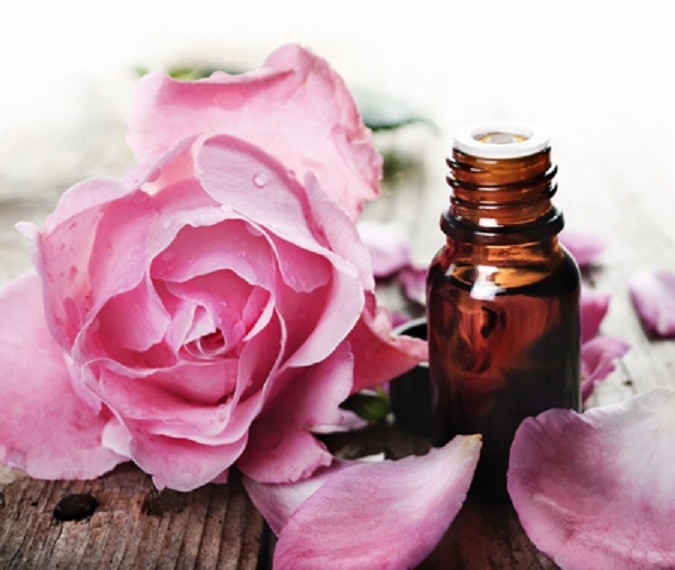 Gül suyunun cilde faydaları