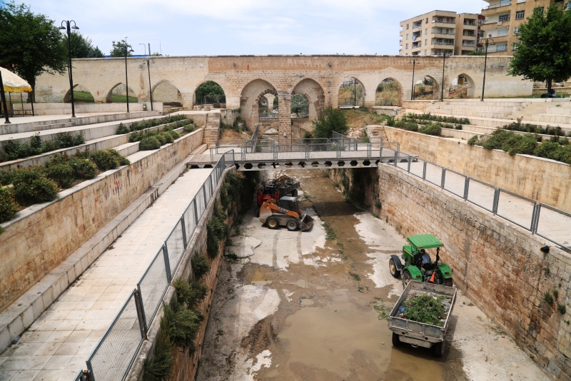 Dereler Rutin Olarak Temizleniyor