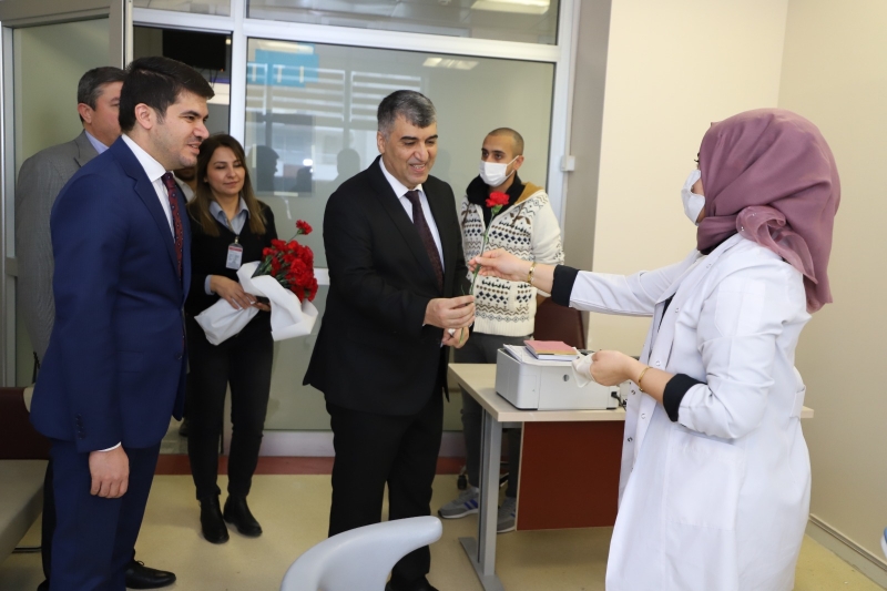 Diş Hekimleri Günü Valimiz Salih Ayhan’ın Katılımıyla Kutlandı.