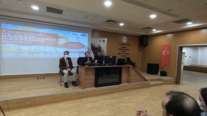 Diyaliz Hastalarına Böbrek Nakli Anlatıldı.