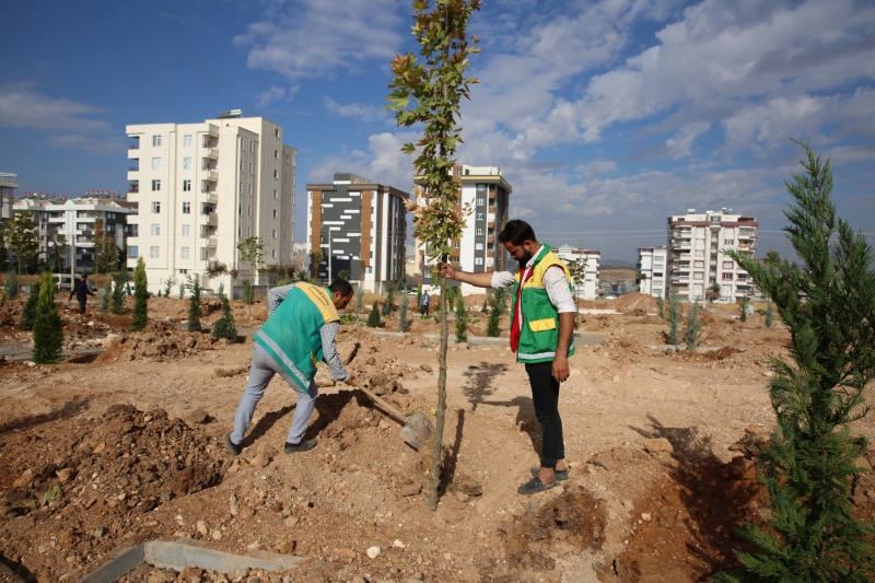 DOĞUKENT'TE 11 BİN METREKARELİK PARKTA SONA DOĞRU