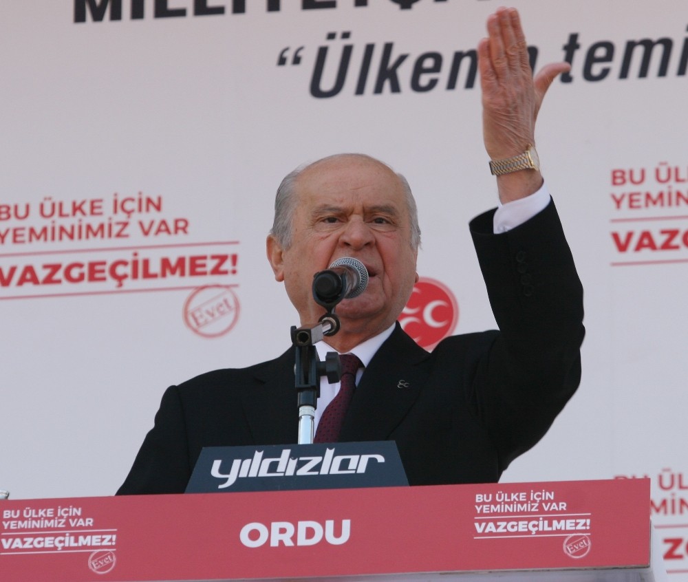 Bahçeli: “Kılıçdaroğlu FETÖ’ye ümit aşılıyor”
