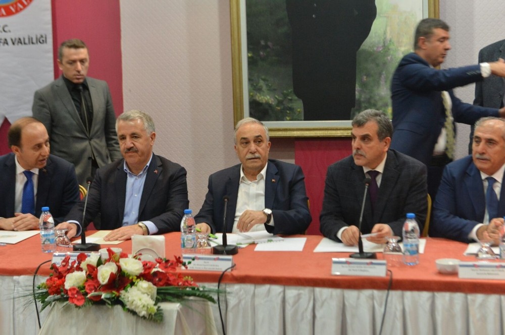 Bakan Aslan’dan hızlı tren müjdesi