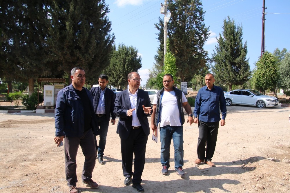 Vali Tuna Ayakkabıcılar sitesinde incelemelerde bulundu