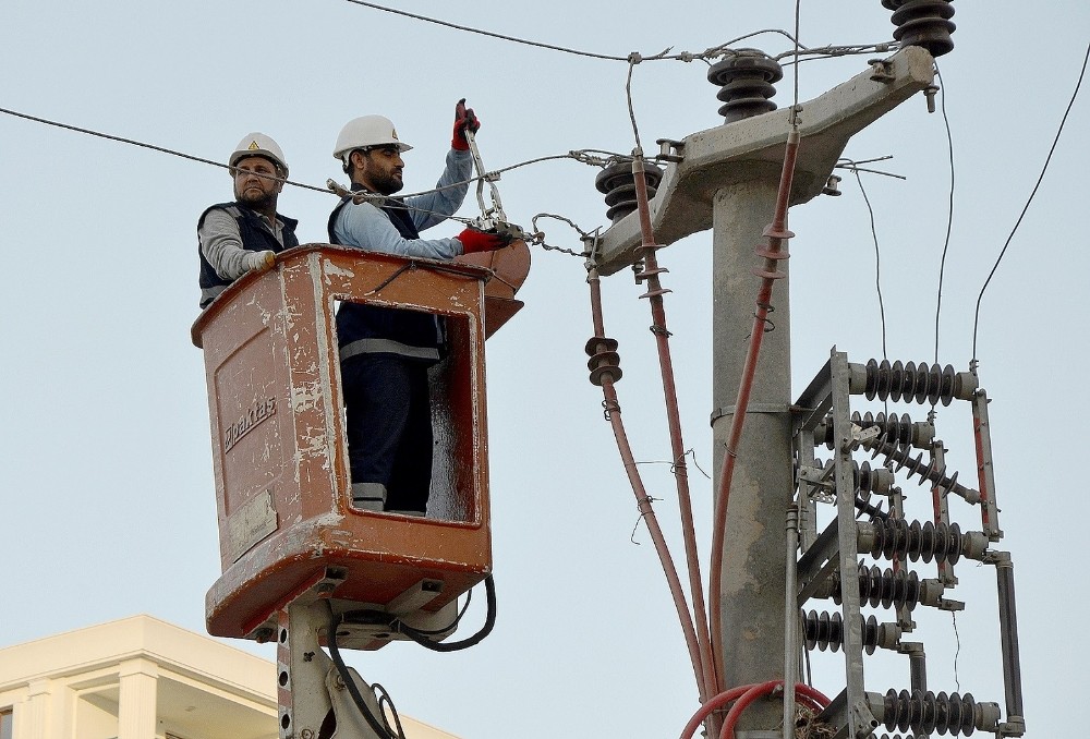 Dicle Elektrik dağıtım bölgesi kışa hazır