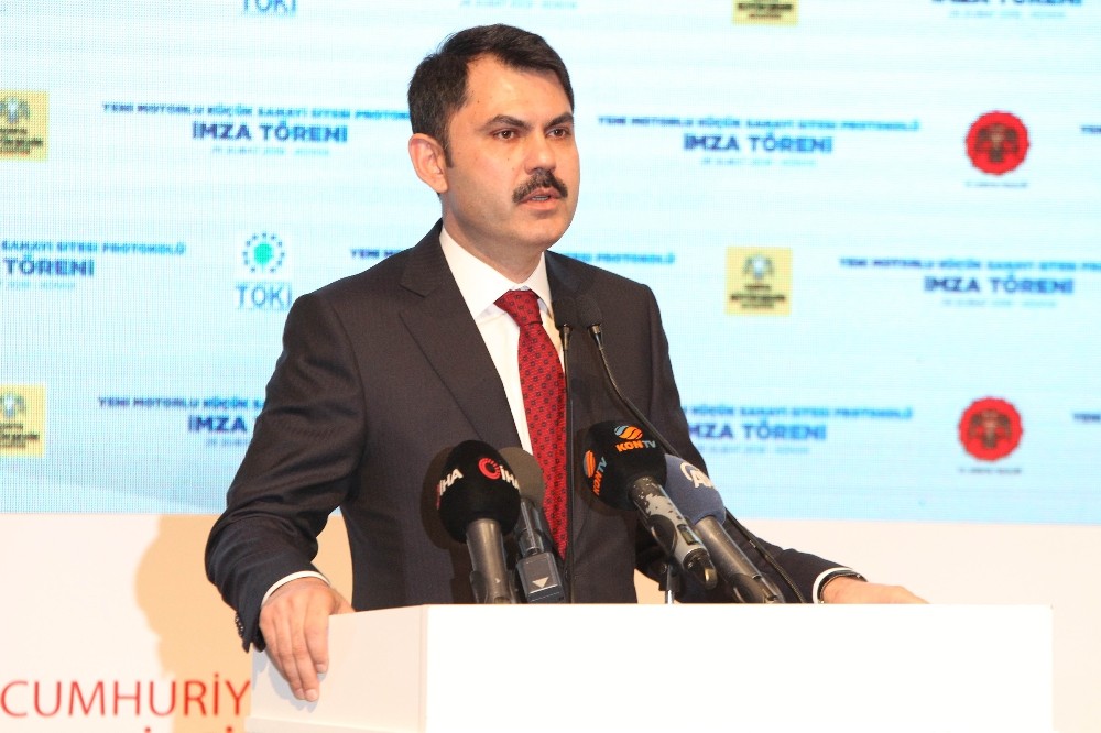 Bakan Kurum: “Hedefimiz önümüzdeki 5 yıllık süreçte her yıl 300 bin konutu dönüştürmek”