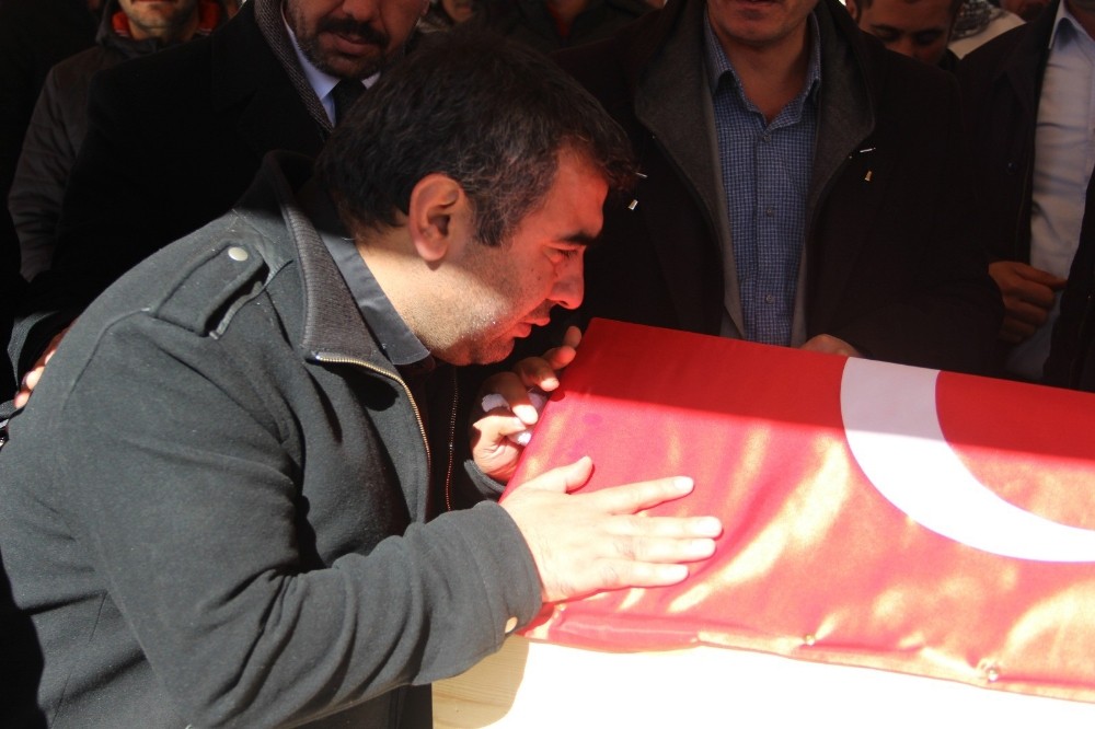 Viranşehir’deki terör saldırında hayatını kaybeden 11 yaşındaki Günak defnedildi