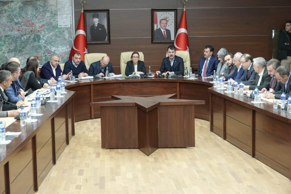 Bakan Kurum: ″Elazığ’da hasar tespit çalışmaları tamamlandı″