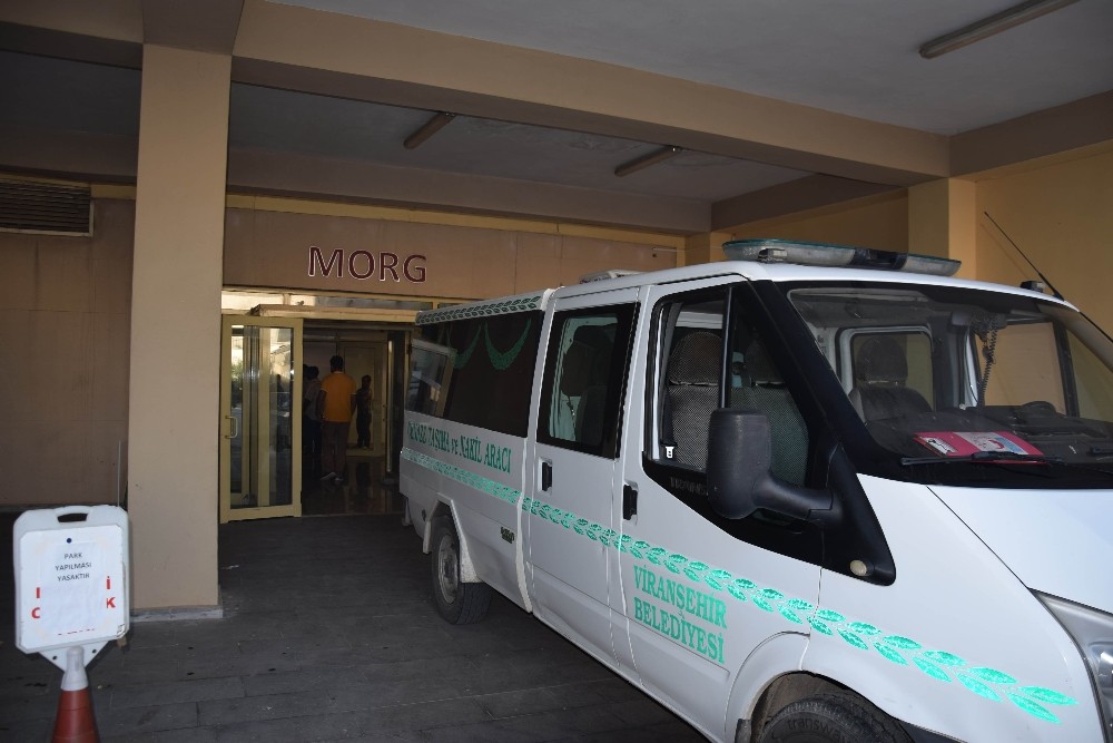 Oyun oynayan çocuklar sulama kanalına düştü: 3 ölü