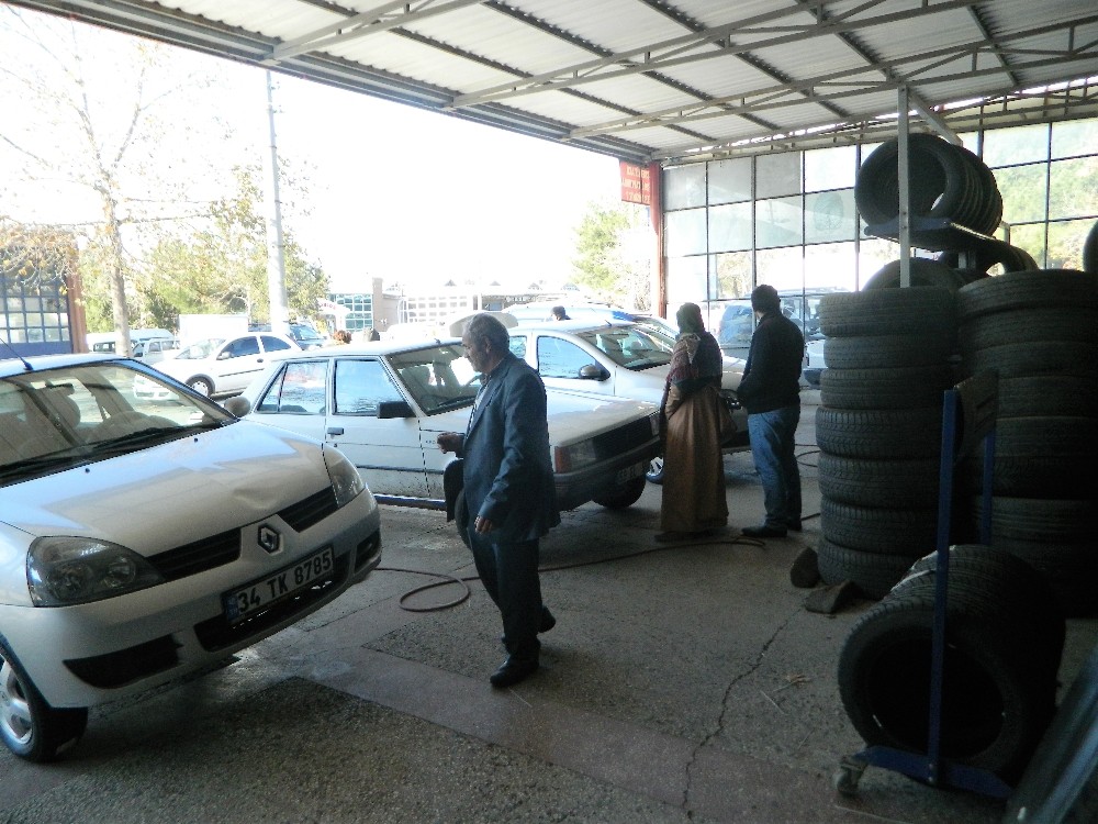 Lastikçilerde kış yoğunluğu