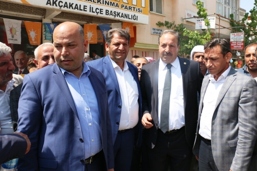 Akçakale eveti kutluyor