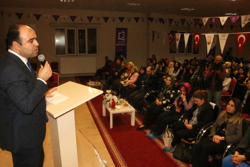 Eğitimde Anne-Kız El Ele  Buluşmaları Sürüyor