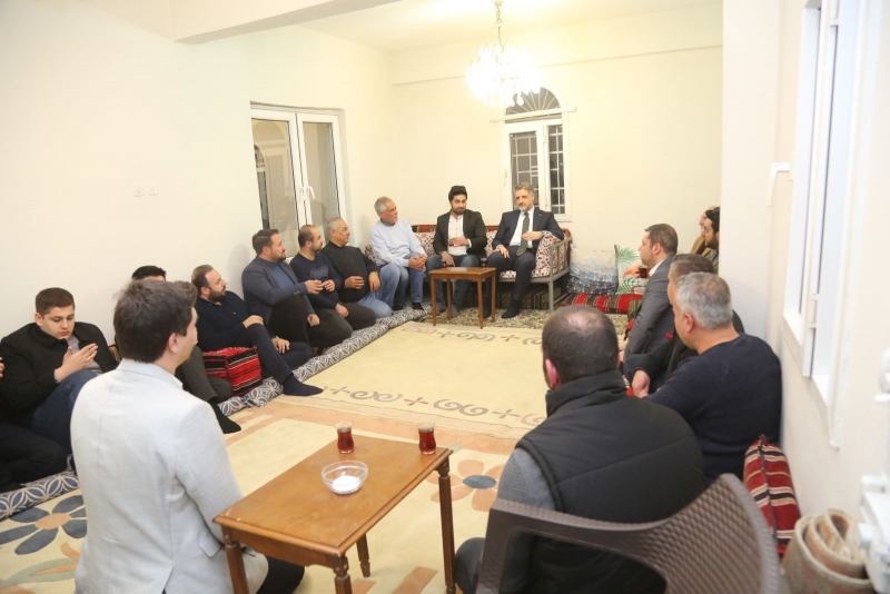 EMİN ÖNEN GENÇLERE GELİŞEN TÜRKİYE’Yİ ANLATTI