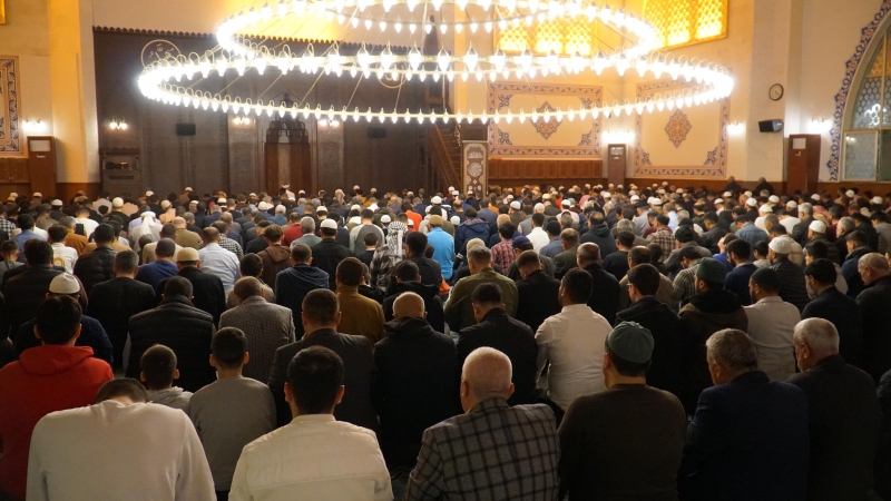 ENDERUN USULÜ TERAVİH GELENEĞİ HALİLİYE’DE YAŞATILDI