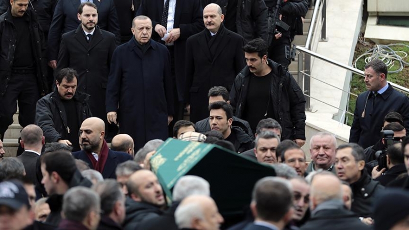 Eski başbakanlardan Yılmaz'ın oğlu son yolculuğuna uğurlandı