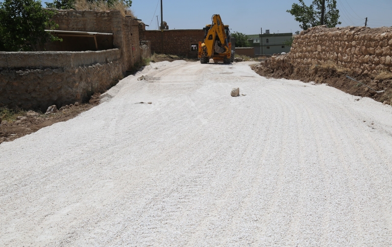 EYYÜBİYE BELEDİYESİ DUR DURAK DEMEDEN ÇALIŞIYOR.