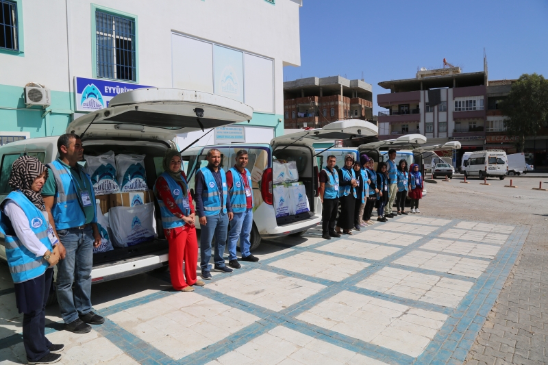 Eyyübiye Belediyesi Binlerce Aileye Yardımda Bulundu