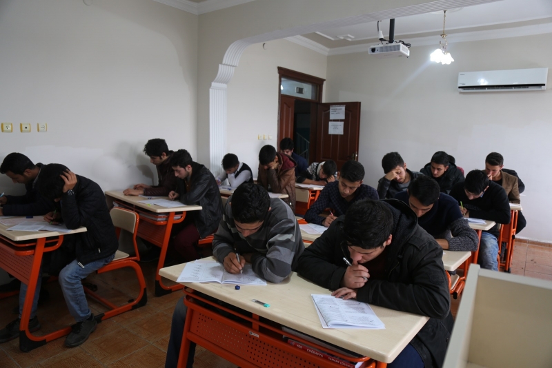 Eyyübiye Belediyesi İlçe Gençliğini Önemsiyor