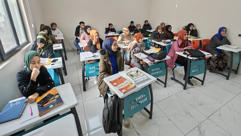 Eyyübiye Gençlerine Yüksek Kalitede Eğitim