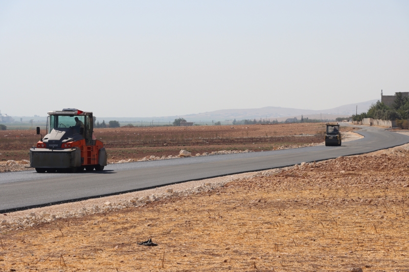 EYYÜBİYE KIRSALINDA YOL ÇALIŞMALARINA HIZ VERİLDİ