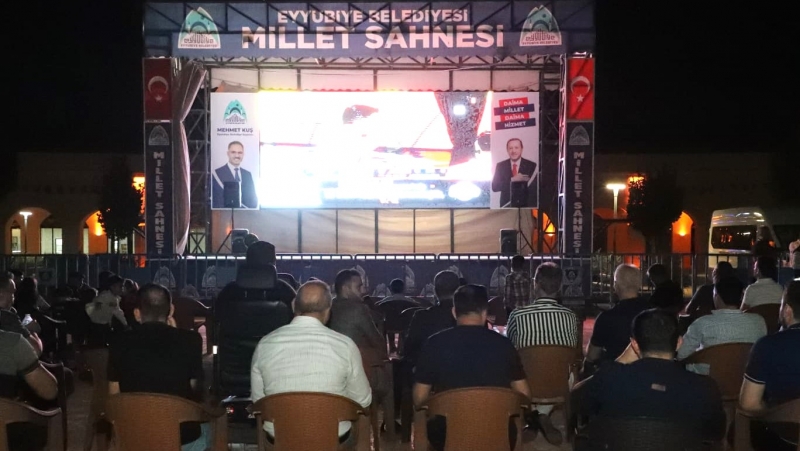 Eyyübiye Millet Bahçesi’nde Milli Maç Heyecanı Yaşandı