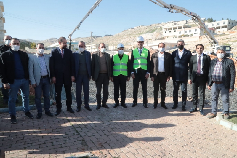 Eyyübiye’de yarı olimpik yüzme havuzunun temeli atıldı