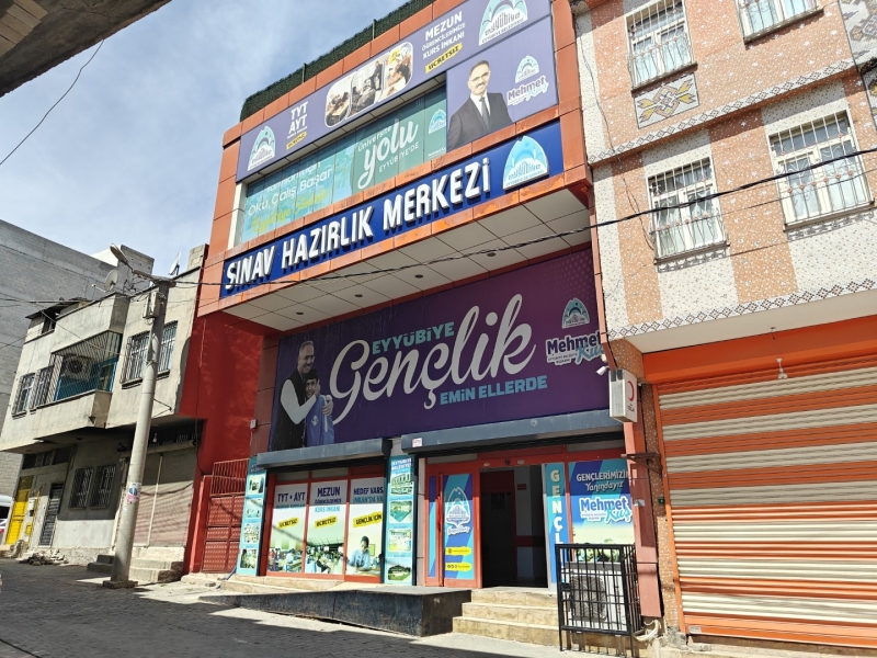 Eyyübiyeli Gençler Sınav Öncesi Son Hazırlıklarını Yapıyor