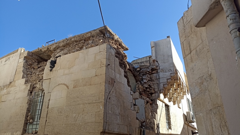 Eyyübiye’nin Tarihi Sokaklarındaki Molozlar Kaldırılıyor