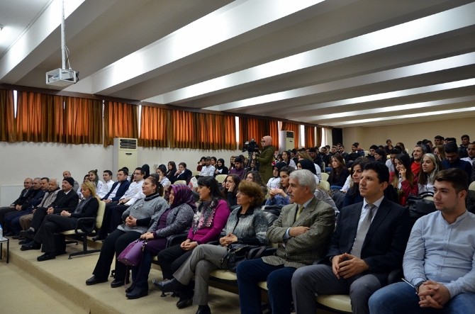 HRÜ Sosyal Bilimlerde ‘bir tutam mutfak’ söyleşisi gerçekleştirildi