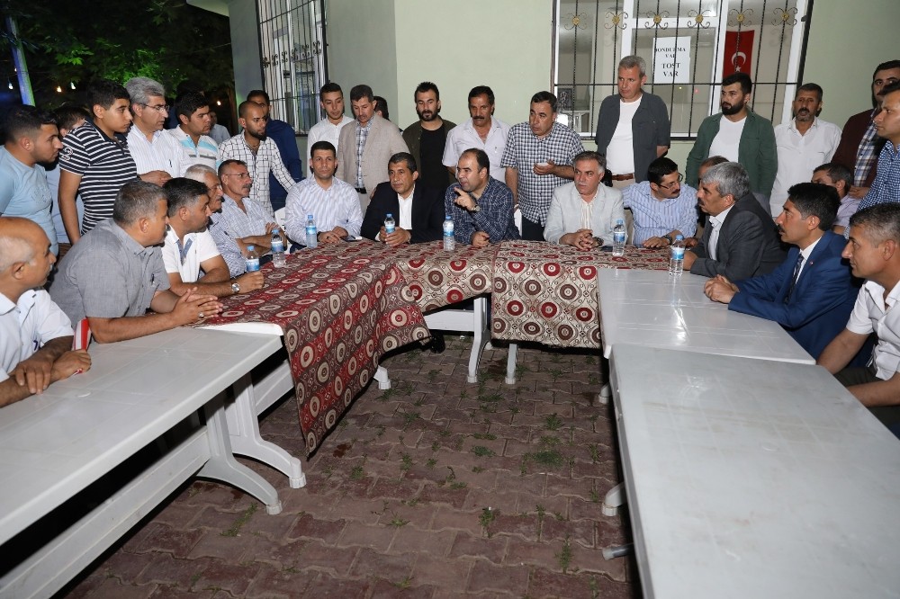 Çiftçi Ceylanpınar muhtarlarıyla bir araya geldi