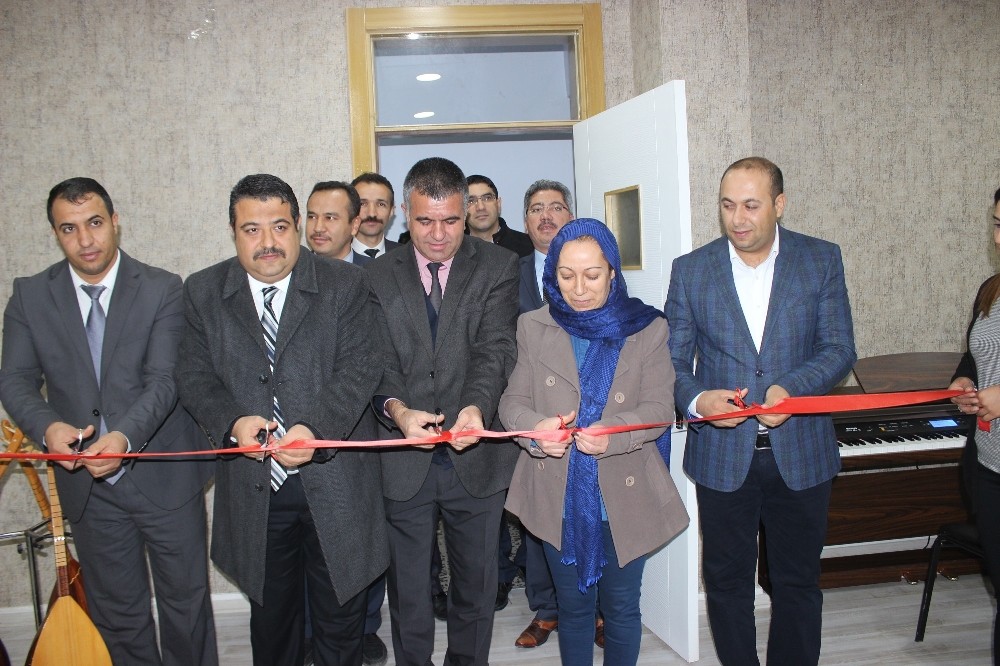 Siverek’te Ücretsiz Müzik Kursu Sınıfı Açıldı